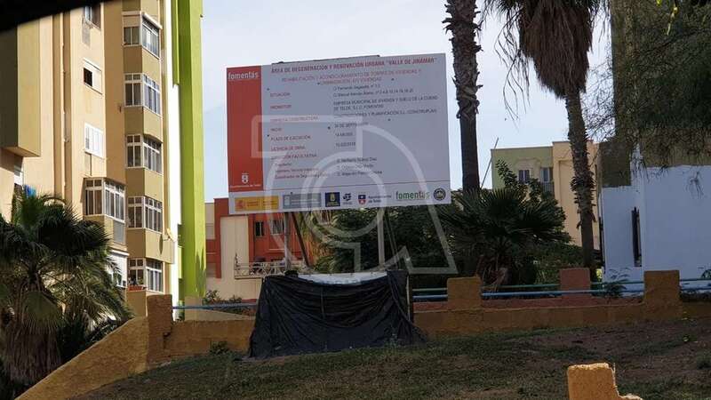 Obras de rehabilitación en los bloques del Valle de Jinámar (Foto TA)